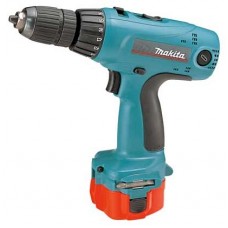 Аккумуляторный шуруповерт Makita 6317DWAE